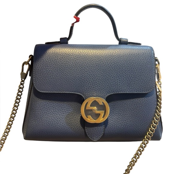 Gucci Interlocking GG Crossbody - Picture 2 of 9